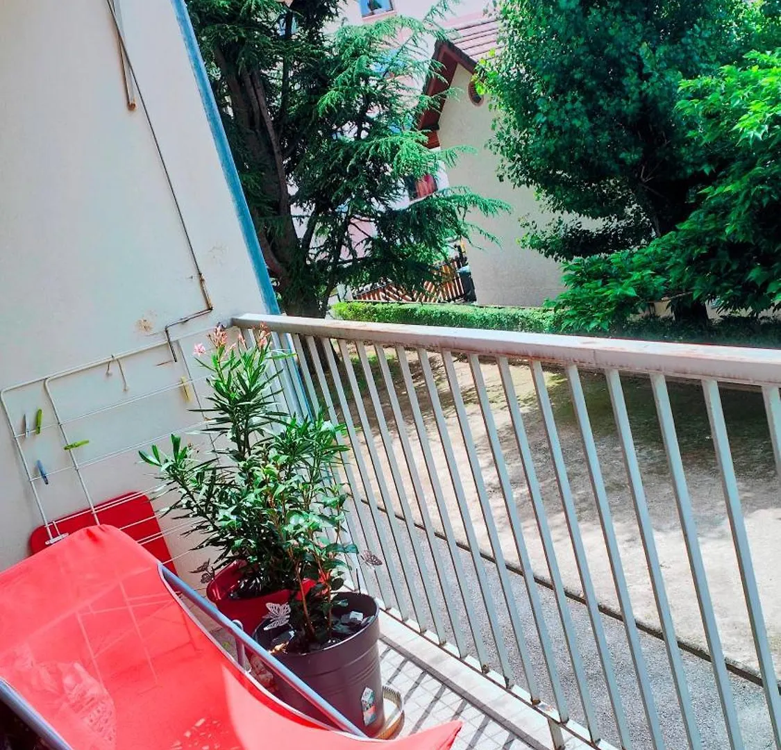 홈스테이 Chambre Dans Appartement Agreable Et Calme A 15 Mn Du Centre Ville 안시 프랑스