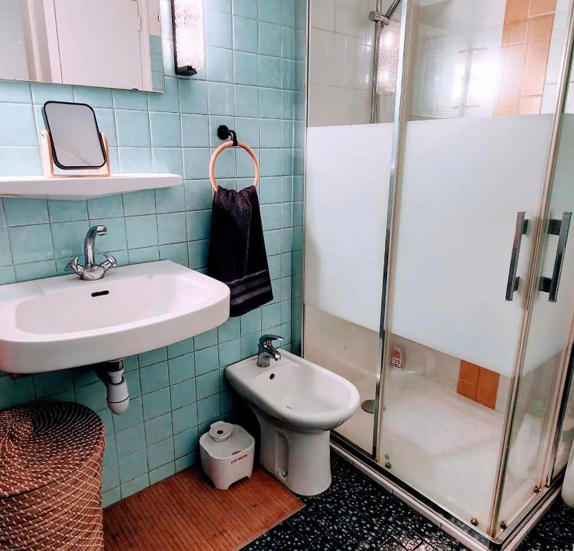 Chambre Dans Appartement Agreable Et Calme A 15 Mn Du Centre Ville 안시 홈스테이
